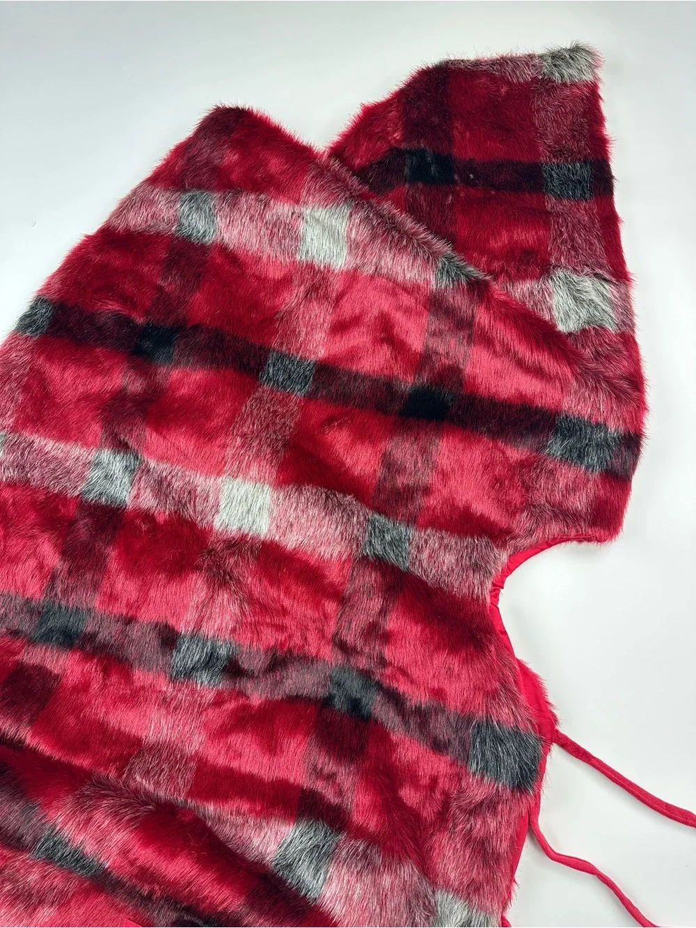Well Dressed Home Luxury Plush Buffalo Plaid Faux Fur Christmas Tree Skirt
